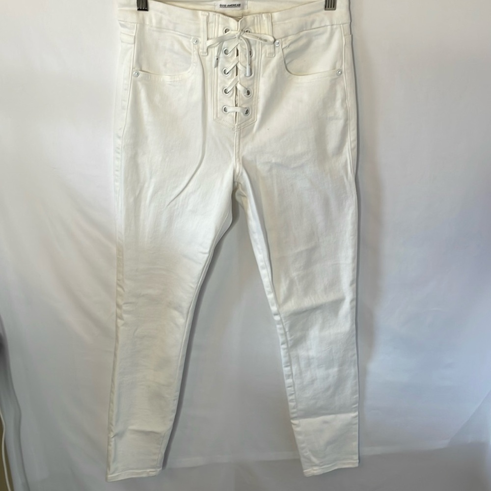 Good American jeans white good waist crop size 6/28 lace‎ up front